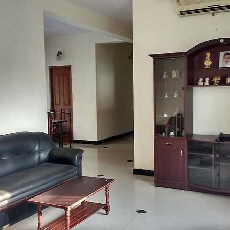 Roshini Serviced Apartments Chennai Exterior photo