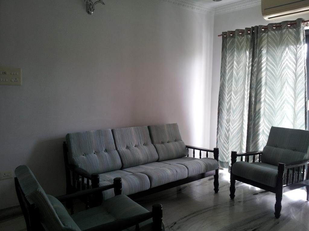 Roshini Serviced Apartments Chennai Room photo